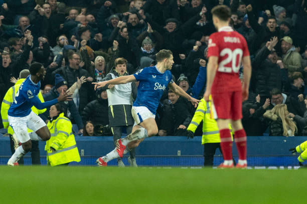 还被寄予提 还被寄予提